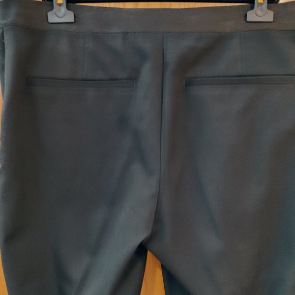 H&M Black Stretch Pull-on Pants with Pockets - Picture 4 of 8